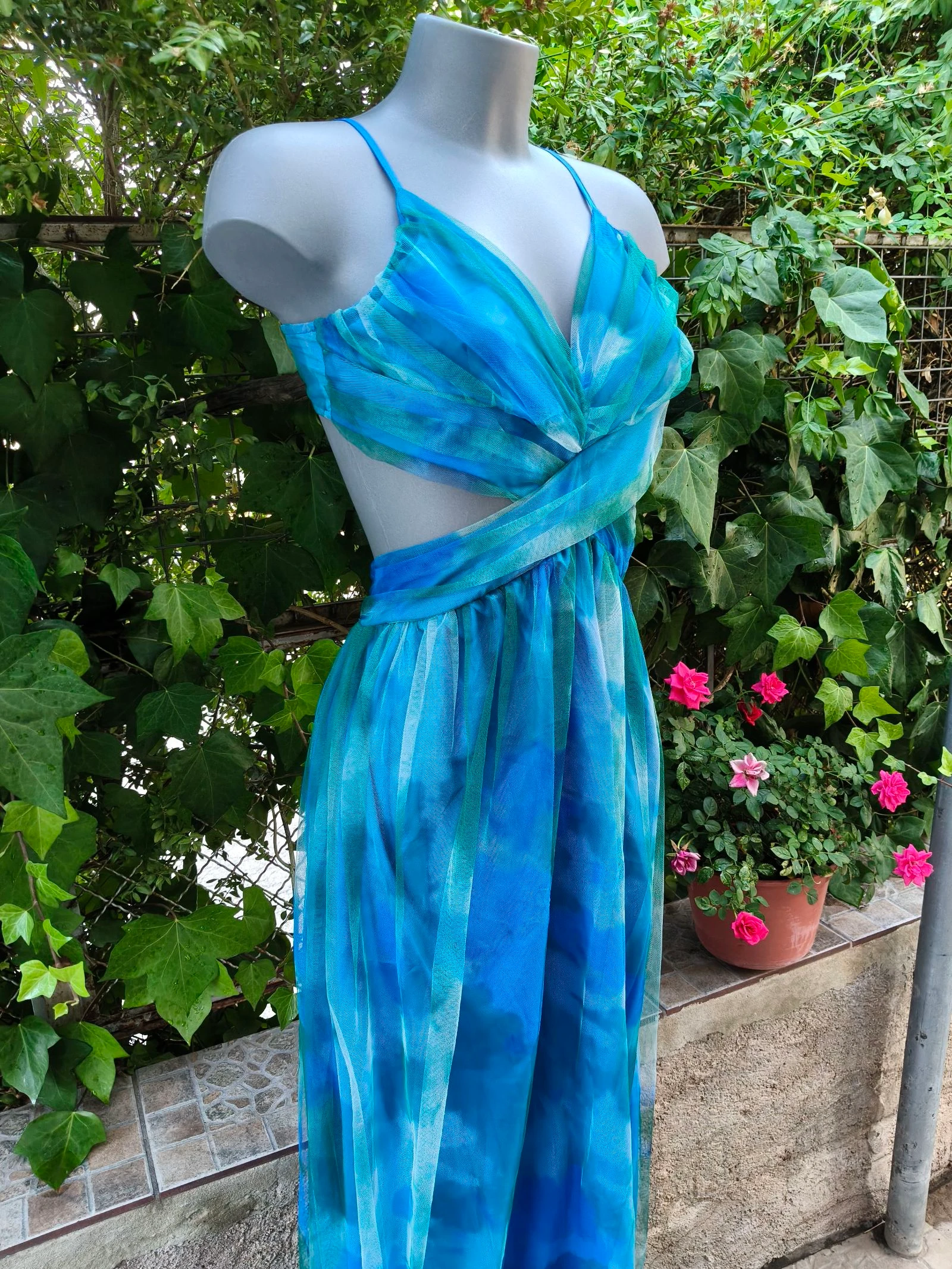 Vestido largo tule azul turquesa cut out – photo 4